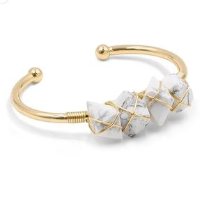 Kinsley Armelle Howlite And Gold Pepper Bracelet New